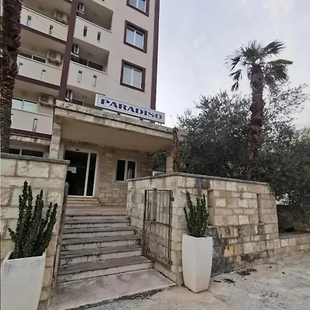 Dale 61 * Budva